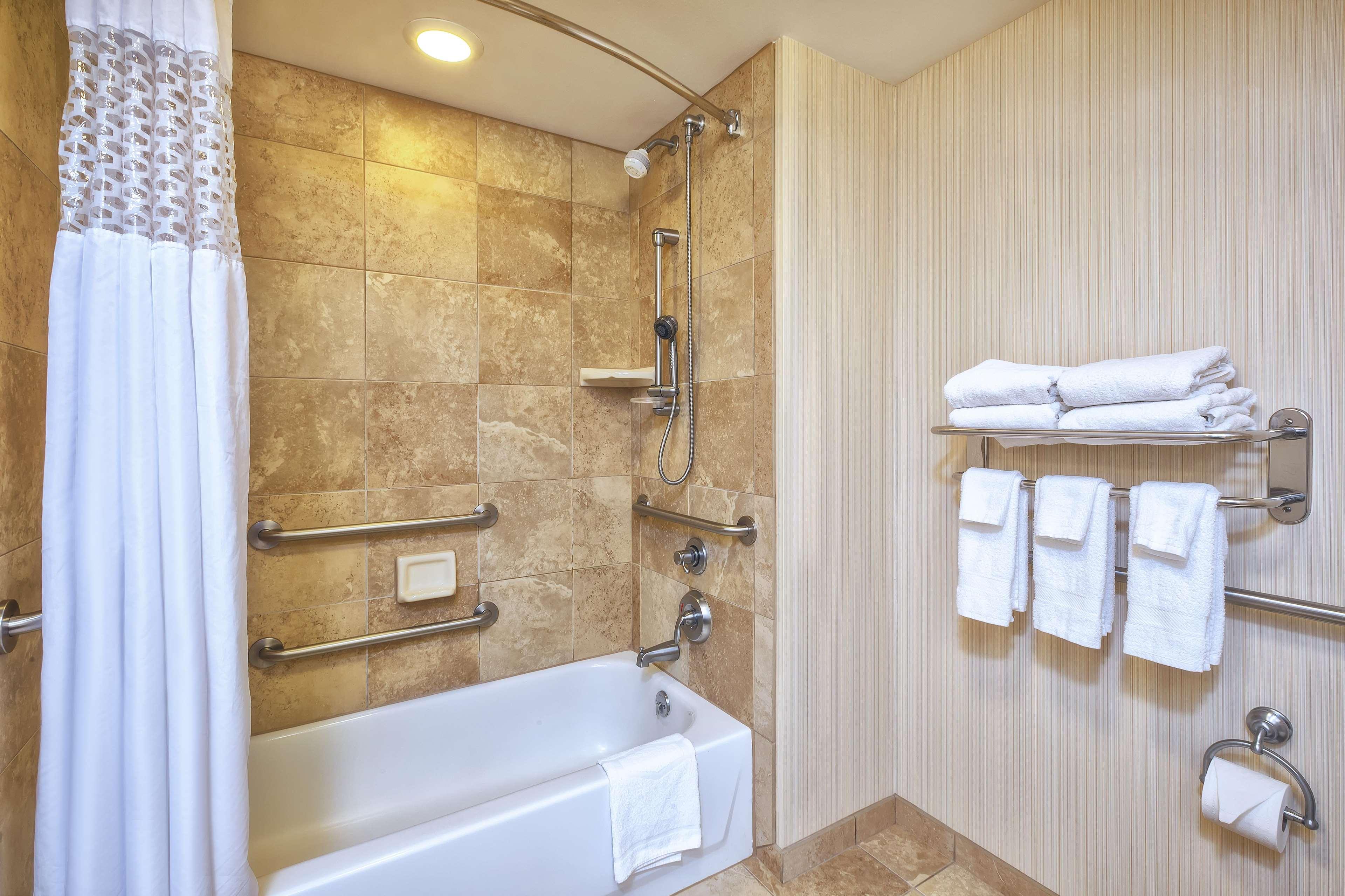Hampton Inn & Suites Madison - West מראה חיצוני תמונה
