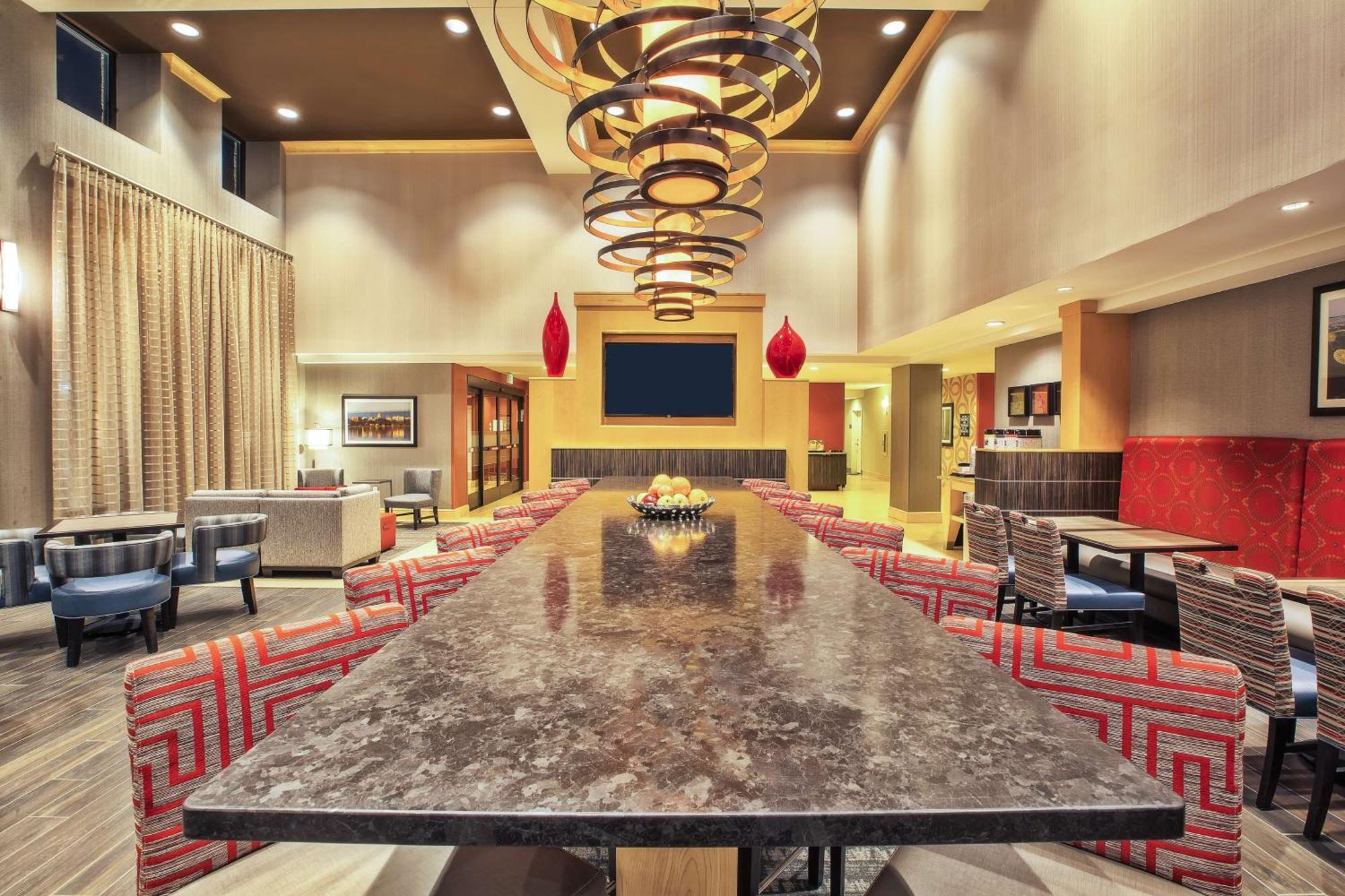 Hampton Inn & Suites Madison - West מראה חיצוני תמונה